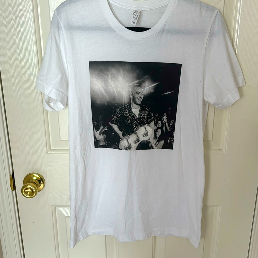 Sam Smith 2018 concert tshirt